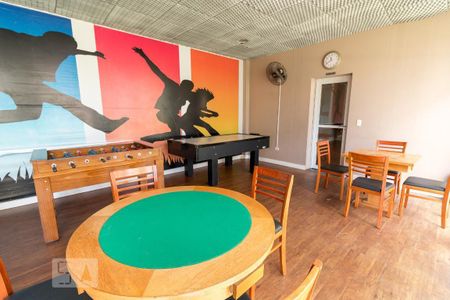 Apartamento à venda com 94m², 3 quartos e 2 vagas Apartamento à venda com 94m², 3 quartos e 2 vagasArea Comum - Salão de Jogos Teen