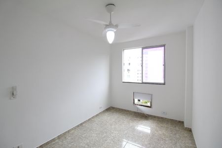 Quarto 2 de apartamento à venda com 2 quartos, 50m² em Barra Olímpica, Rio de Janeiro