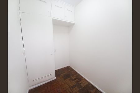 Apartamento à venda com 176m², 3 quartos e 1 vaga Apartamento à venda com 176m², 3 quartos e 1 vagaQuarto de Serviço