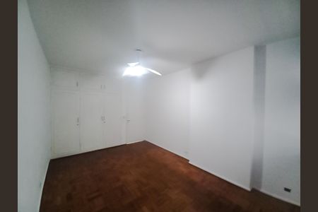 Apartamento à venda com 176m², 3 quartos e 1 vaga Apartamento à venda com 176m², 3 quartos e 1 vagaQuarto 3 - Armários