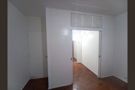 Apartamento à venda com 176m², 3 quartos e 1 vaga Apartamento à venda com 176m², 3 quartos e 1 vagaCloset do quarto 1