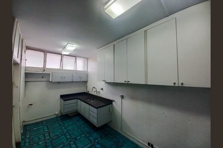 Apartamento à venda com 176m², 3 quartos e 1 vaga Apartamento à venda com 176m², 3 quartos e 1 vagaCozinha - Armários