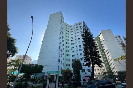 Fachada de apartamento à venda com 2 quartos, 50m² em Barra Olímpica, Rio de Janeiro