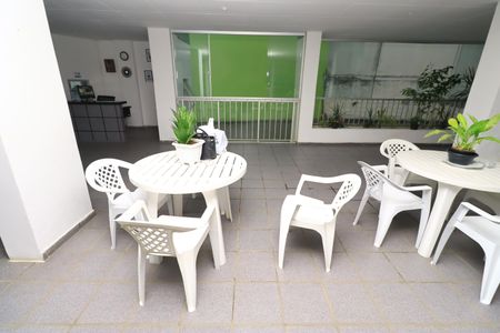 Área comum de apartamento para alugar com 1 quarto, 80m² em Costa Azul, Salvador
