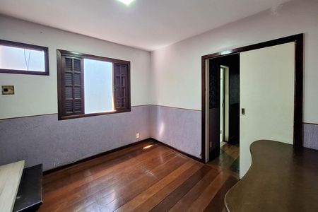 Casa de condomínio para alugar com 470m², 5 quartos e 2 vagas Casa de condomínio para alugar com 470m², 5 quartos e 2 vagasSuíte 1