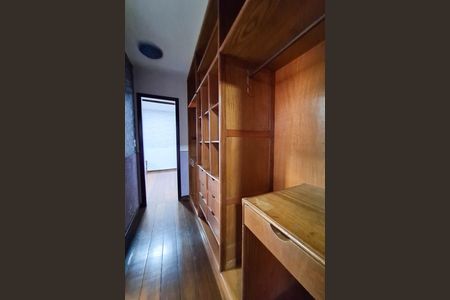 Casa de condomínio para alugar com 470m², 5 quartos e 2 vagas Casa de condomínio para alugar com 470m², 5 quartos e 2 vagasSuíte 1