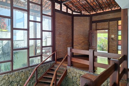 Mezanino de casa de condomínio à venda com 4 quartos, 390m² em Badu, Niterói