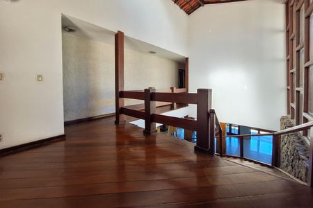 Casa de condomínio para alugar com 470m², 5 quartos e 2 vagas Casa de condomínio para alugar com 470m², 5 quartos e 2 vagasMezanino