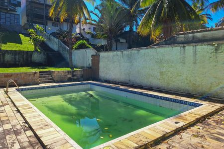 Casa de condomínio para alugar com 470m², 5 quartos e 2 vagas Casa de condomínio para alugar com 470m², 5 quartos e 2 vagasQuintal