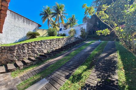 Casa de condomínio para alugar com 470m², 5 quartos e 2 vagas Casa de condomínio para alugar com 470m², 5 quartos e 2 vagasQuintal