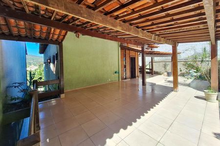 Casa de condomínio para alugar com 470m², 5 quartos e 2 vagas Casa de condomínio para alugar com 470m², 5 quartos e 2 vagasQuintal