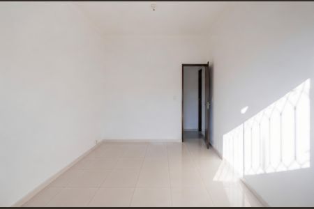 Sala de casa para alugar com 2 quartos, 60m² em Alcantara, São Gonçalo