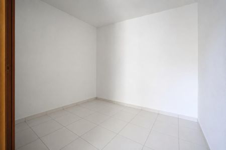 Quarto de casa para alugar com 2 quartos, 60m² em Alcantara, São Gonçalo