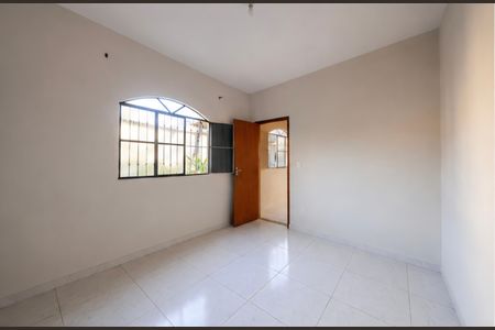 Sala de casa para alugar com 2 quartos, 60m² em Alcantara, São Gonçalo