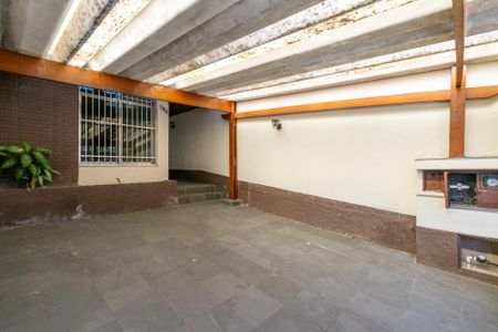 Garagem de casa à venda com 3 quartos, 162m² em Jardim Oriental, São Paulo