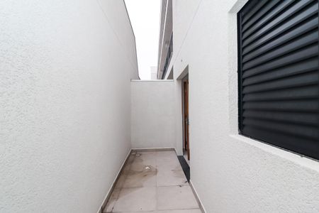 Apartamento para alugar com 40m², 2 quartos e sem vaga Apartamento para alugar com 40m², 2 quartos e sem vagaVaranda da Sala/Cozinha