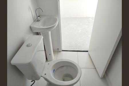 Banheiro de kitnet/studio à venda com 1 quarto, 15m² em Tatuapé, São Paulo