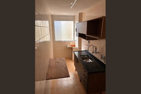 Cozinha de apartamento para alugar com 1 quarto, 46m² em Água Branca, São Paulo