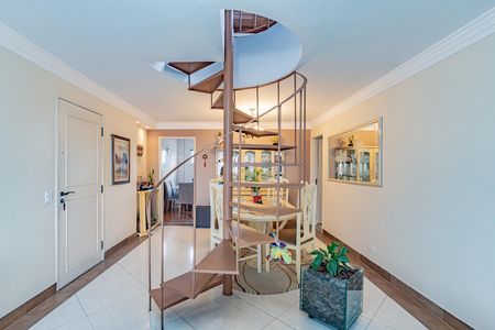 Sala de apartamento à venda com 3 quartos, 238m² em Vila Santo Estefano, São Paulo