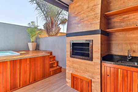 Casa à venda com 133m², 3 quartos e 2 vagas Casa à venda com 133m², 3 quartos e 2 vagasÁrea externa