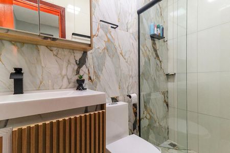 Casa à venda com 133m², 3 quartos e 2 vagas Casa à venda com 133m², 3 quartos e 2 vagasBanheiro