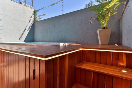 Casa à venda com 133m², 3 quartos e 2 vagas Casa à venda com 133m², 3 quartos e 2 vagasÁrea externa