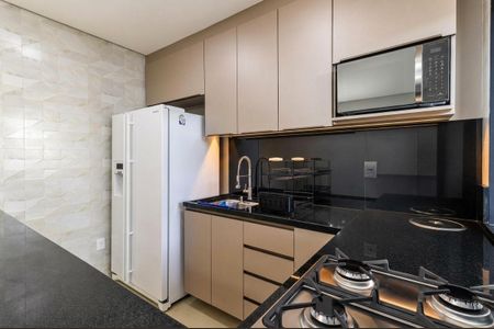 Casa à venda com 133m², 3 quartos e 2 vagas Casa à venda com 133m², 3 quartos e 2 vagasCozinha