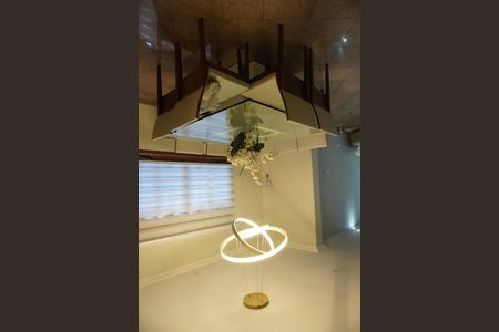 Casa à venda com 4 quartos, 328m² em Jardim Nossa Senhora do Carmo, São Paulo