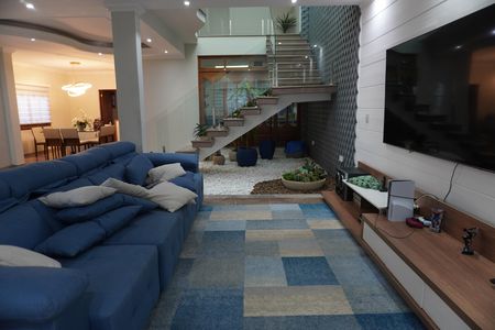 Casa à venda com 4 quartos, 328m² em Jardim Nossa Senhora do Carmo, São Paulo