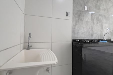 Apartamento para alugar com 34m², 2 quartos e sem vaga Apartamento para alugar com 34m², 2 quartos e sem vagaCozinha e Área de Serviço