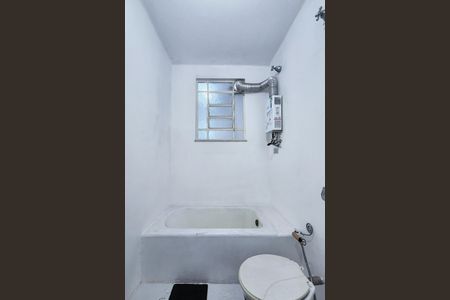 Apartamento à venda com 72m², 2 quartos e 1 vaga Apartamento à venda com 72m², 2 quartos e 1 vagaBanheiro