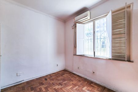 Apartamento à venda com 72m², 2 quartos e 1 vaga Apartamento à venda com 72m², 2 quartos e 1 vagaQuarto 1