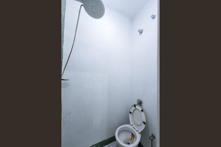 Apartamento à venda com 72m², 2 quartos e 1 vaga Apartamento à venda com 72m², 2 quartos e 1 vagaBanheiro de Serviço