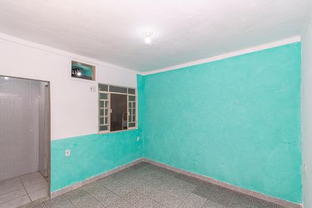 Sala de casa à venda com 1 quarto, 60m² em Irajá, Rio de Janeiro