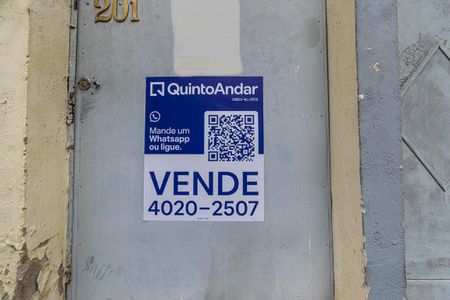 Placa de casa à venda com 1 quarto, 60m² em Irajá, Rio de Janeiro