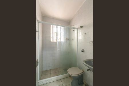 Banheiro de casa à venda com 1 quarto, 60m² em Irajá, Rio de Janeiro