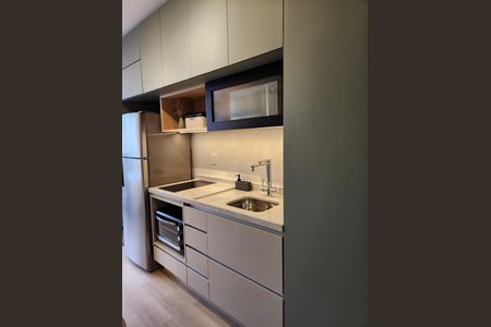 Cozinha de kitnet/studio para alugar com 1 quarto, 28m² em Indianópolis, São Paulo