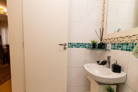 Casa à venda com 185m², 3 quartos e 2 vagasLavabo