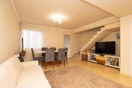 Casa à venda com 3 quartos, 185m² em Novo Mundo, Curitiba