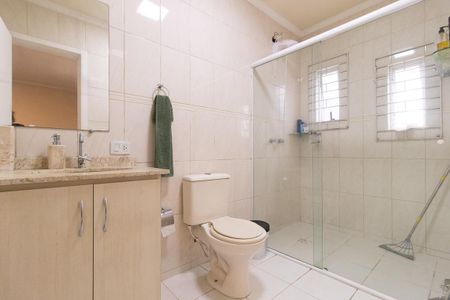 Casa à venda com 185m², 3 quartos e 2 vagasBanheiro da Suíte