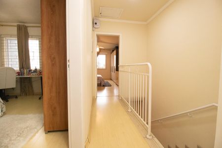 Casa à venda com 185m², 3 quartos e 2 vagasCorredor