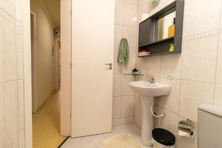 Casa à venda com 185m², 3 quartos e 2 vagasBanheiro Social