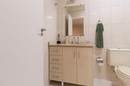 Casa à venda com 185m², 3 quartos e 2 vagasBanheiro da Suíte