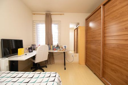 Casa à venda com 185m², 3 quartos e 2 vagasQuarto 1