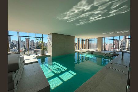 Piscina de apartamento à venda com 1 quarto, 55m² em Centro, Curitiba