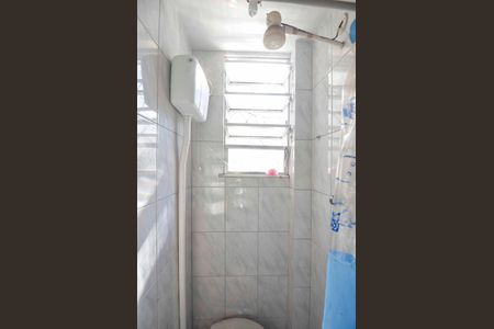 Apartamento para alugar com 75m², 2 quartos e sem vaga Apartamento para alugar com 75m², 2 quartos e sem vagaBanheiro de Serviço