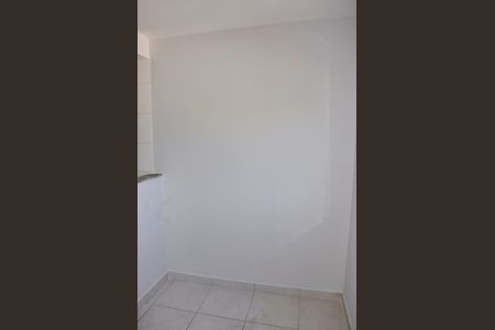 Apartamento à venda com 32m², 2 quartos e sem vaga Apartamento à venda com 32m², 2 quartos e sem vagaDetalhe - Sala
