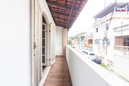 Sacada de casa para alugar com 3 quartos, 125m² em Jardim D’abril, Osasco