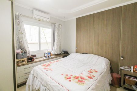 Casa de condomínio para alugar com 225m², 3 quartos e 3 vagas Casa de condomínio para alugar com 225m², 3 quartos e 3 vagasSuíte 2