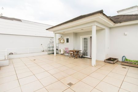 Casa de condomínio para alugar com 225m², 3 quartos e 3 vagas Casa de condomínio para alugar com 225m², 3 quartos e 3 vagasVaranda da Sala 2